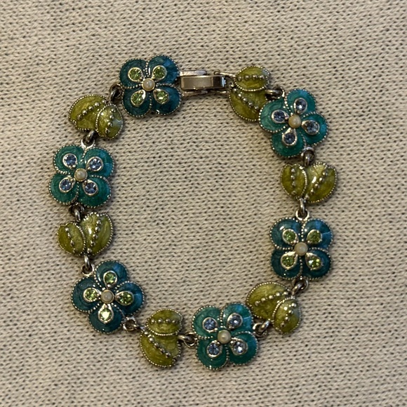 Monet Jewelry - Vintage Signed Monet Bracelet